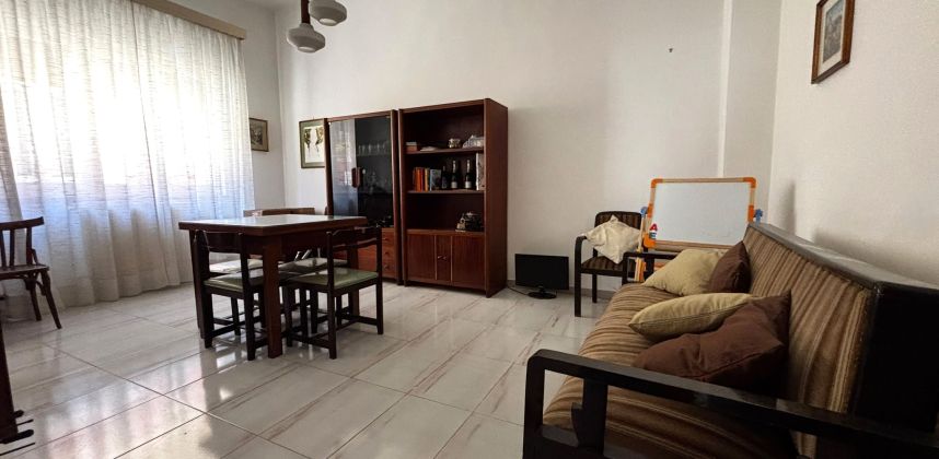 ADELFIA – AMPIA CASA INDIPENDENTE MULTILIVELLO CON LASTRICO SOLARE #RIF.72